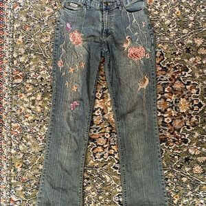Embroidered Floral Women Jeans